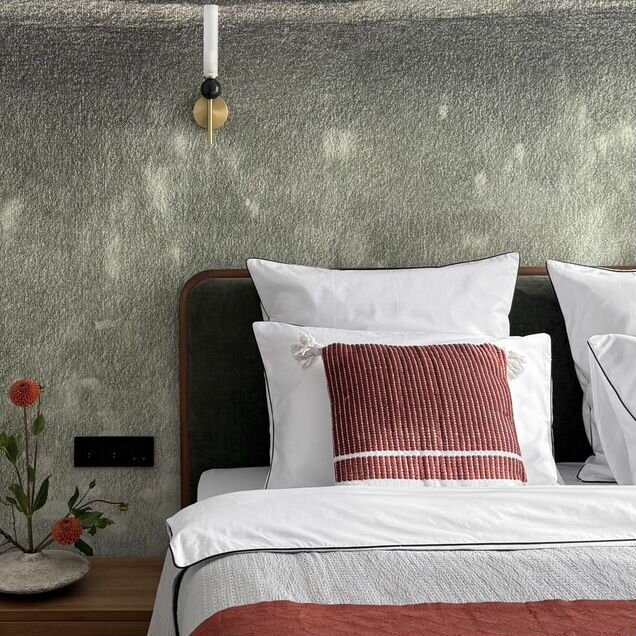 2-к. квартира, 79 м², 3/17 эт.