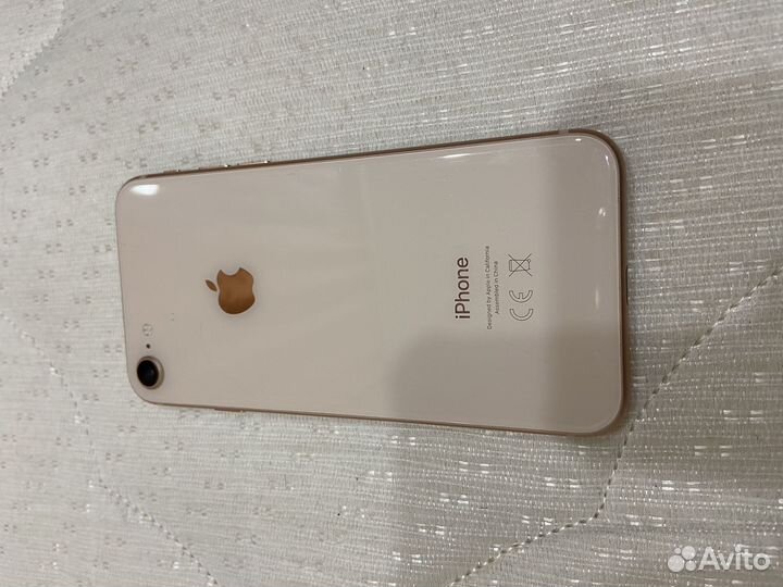 iPhone 8, 64 ГБ