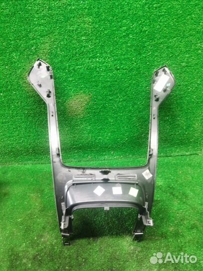 Накладка центральной консоли Ford Mondeo 4