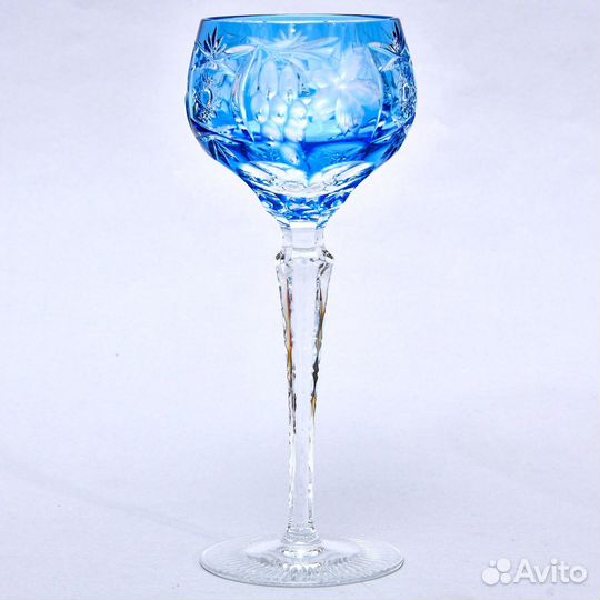 Хрустальный бокал