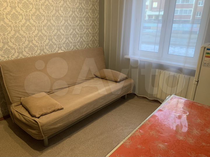 1-к. квартира, 38 м², 1/10 эт.