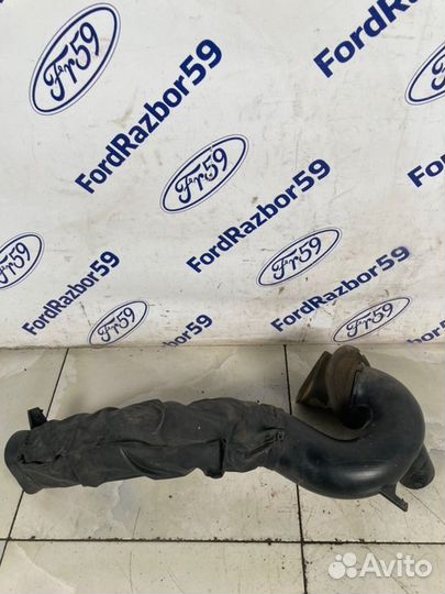 Воздухозаборник Chevrolet Captiva C100 2011