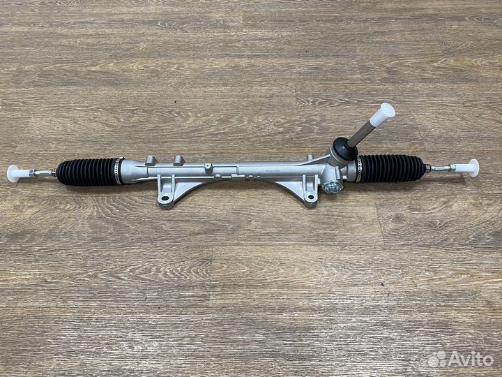Рулевая рейка Nissan NV200. Правый руль