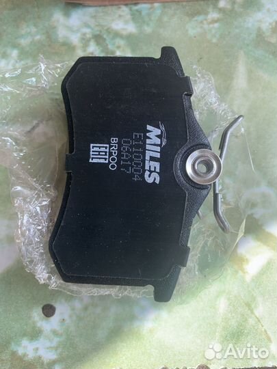 Тормозные колодки задние