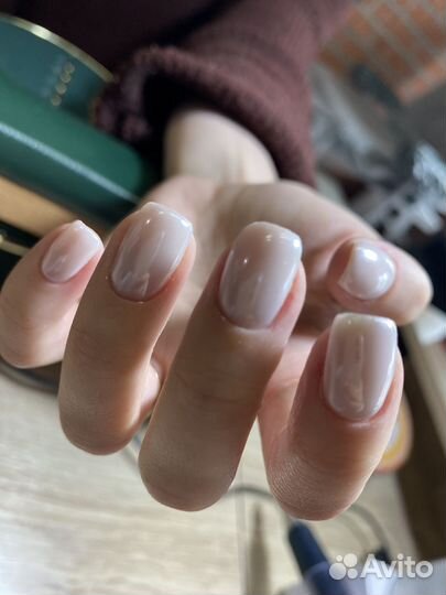 Мастер маникюра и педикюра