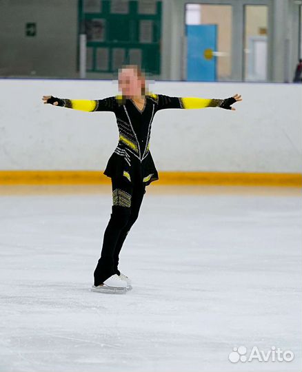 Костюм для фигурного катания