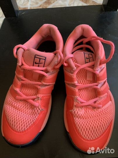 Кроссовки для тенниса nike