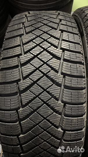 Pirelli Ice Zero 235/55 R18 104T