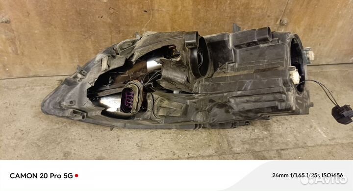 Фара правая передняя vw Jetta 6