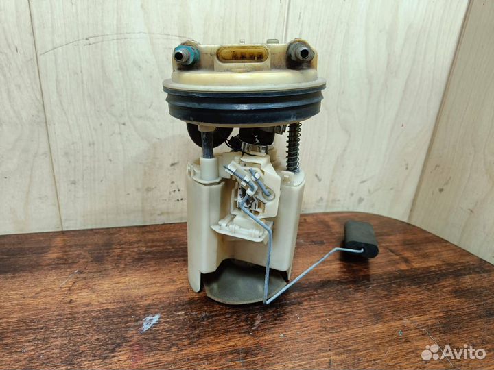 Бензонасос Mitsubishi Carisma 1.8