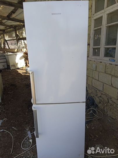 Холодильник