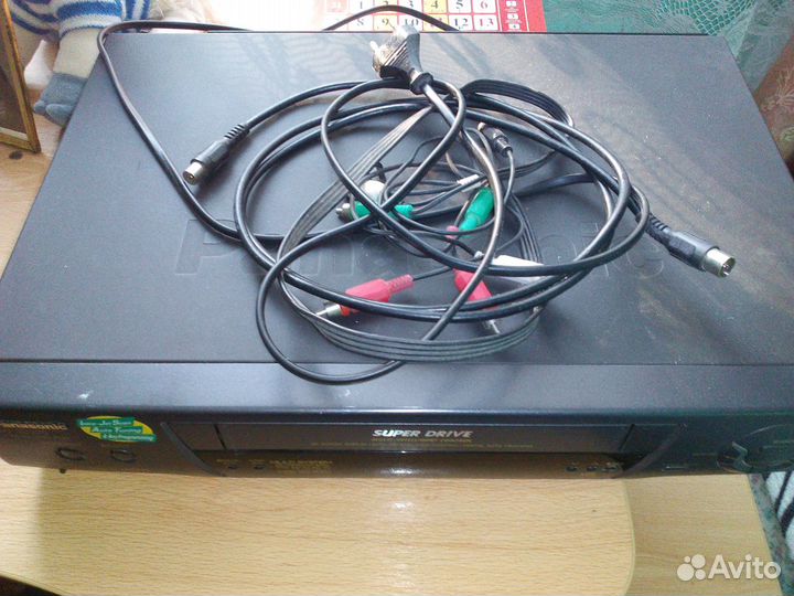 Видео Магнитофон-панасоник