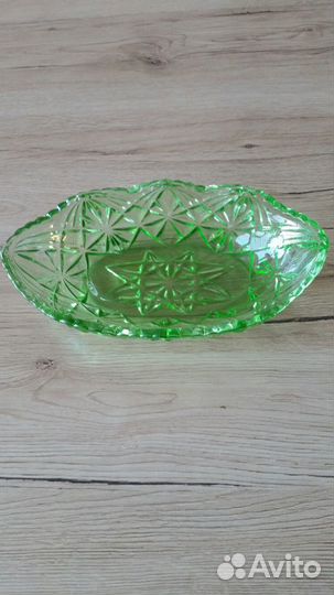 Продам вазу из цветного хрусталя