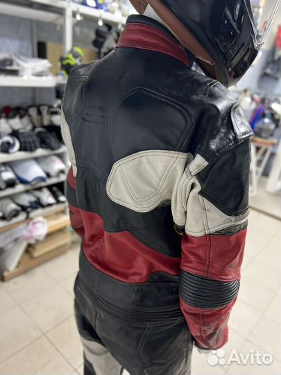 Кожаный мотокостюм комбинезон