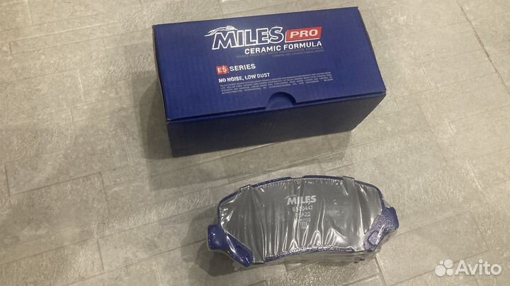 Комплект тормозных колодок перед и зад Mazda CX-5