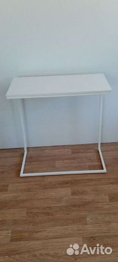 Столик в 4 руки на металл каркасе для реклайнера