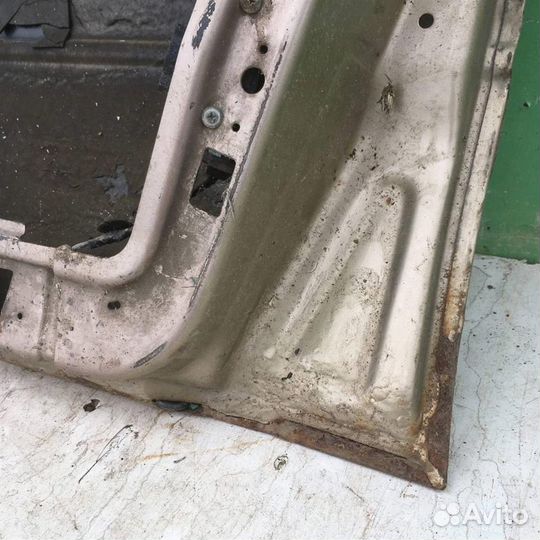 Дверь передняя правая Ауди 80 90 Б3