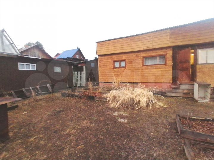 Дача 20 м² на участке 7 сот.