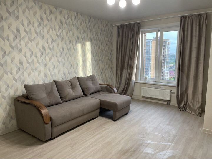Квартира-студия, 40 м², 10/15 эт.