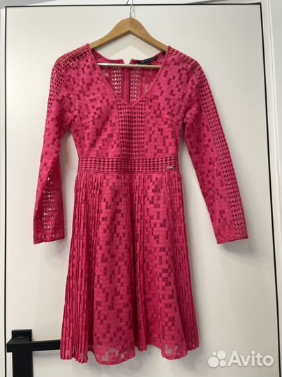 Платье Armani Exchange XS