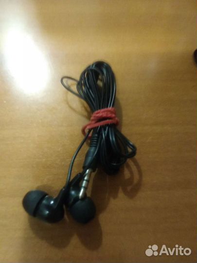 Наушники разные 4шт +1 бу раб/не раб
