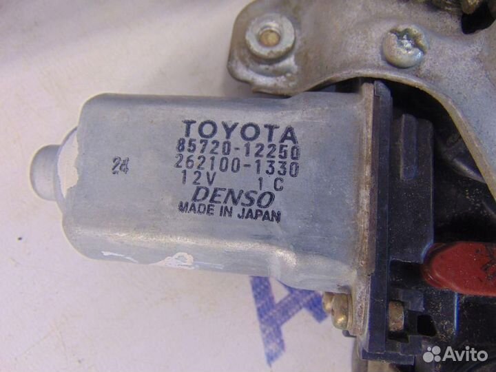 Стеклоподъемник электр. задний правый для Toyota C