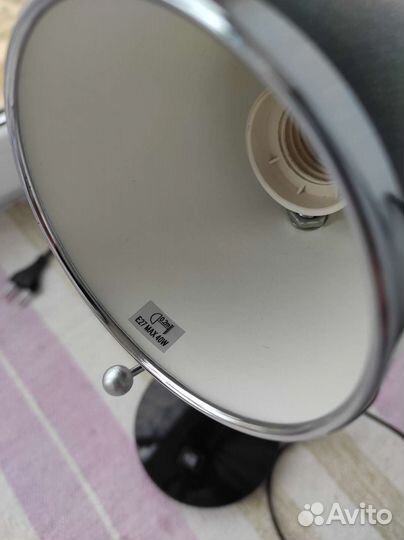 Лампа настольная