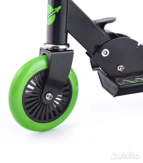 Самокат rocket R0089, 125 мм, зеленый