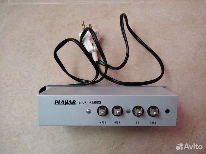 Блок питания planar 12v 2a