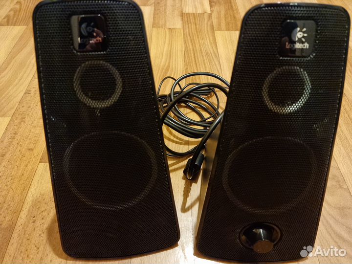 Колонки для компьютера Logitech Z520