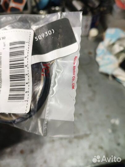 Honda lead 110 сальник вариатора