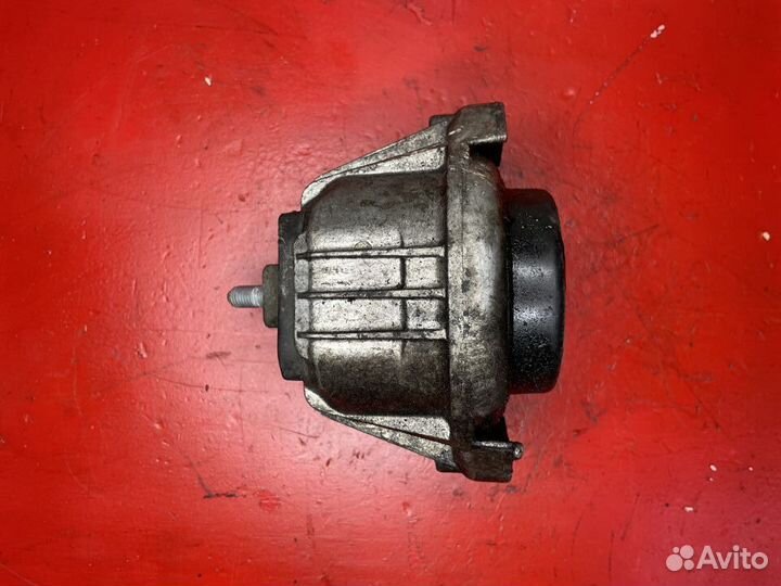 Подушка двигателя Bmw 5 E60 N47D20A 2008