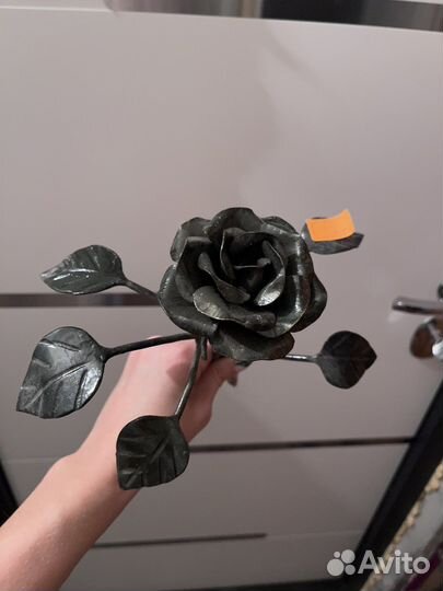 Роза кованая из железа