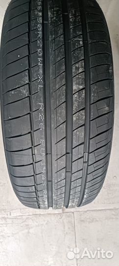 Kapsen RS26 265/50 R20 111W