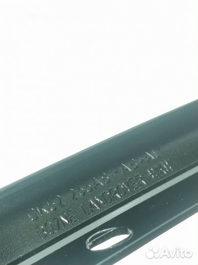 Молдинг двери задней левой Land Rover Range Rover