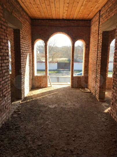 Дом 420 м² на участке 4,2 га