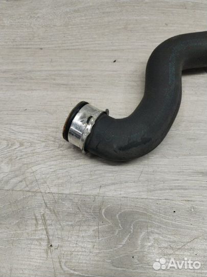 Патрубок охлаждения Mercedes C-Class Coupe W203