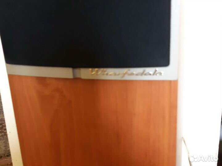 Акустические колонки wharfedale 8.3