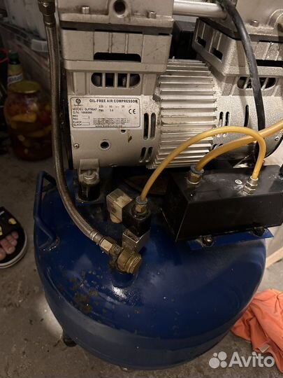 Воздушный компрессор безмасленой медицинский