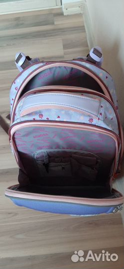Портфель, рюкзак, ранец школьный для девочки