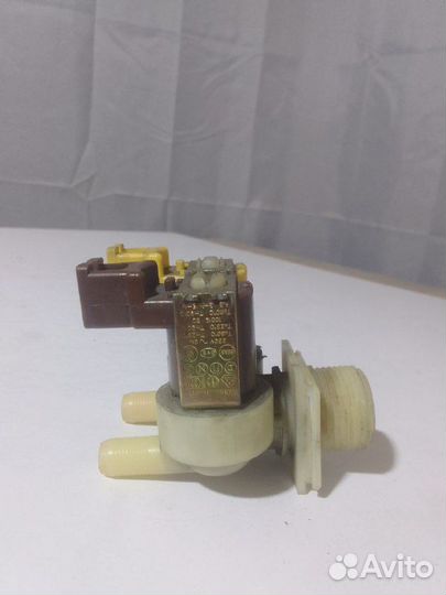 Клапан заливной bosch WFF1200 1201 3037075AA8