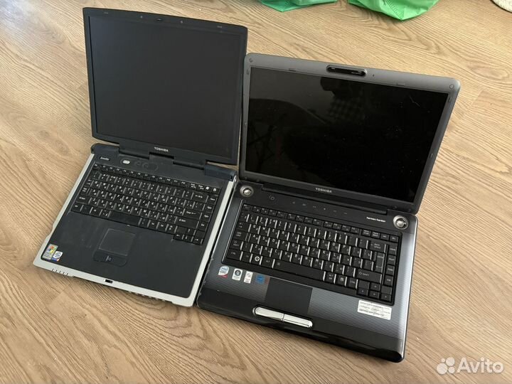 Два старых топовых ноута toshiba