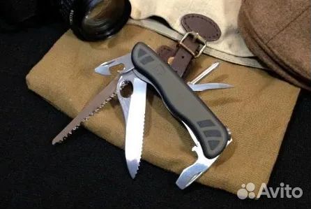 Нож складной Victorinox Military 0.8461.mwch