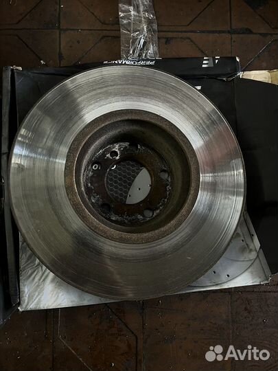 Передние тормозные диски BMW E70