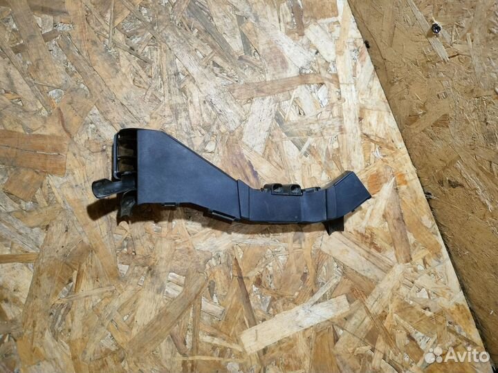 Vag 1J0971615 кожух электропроводки