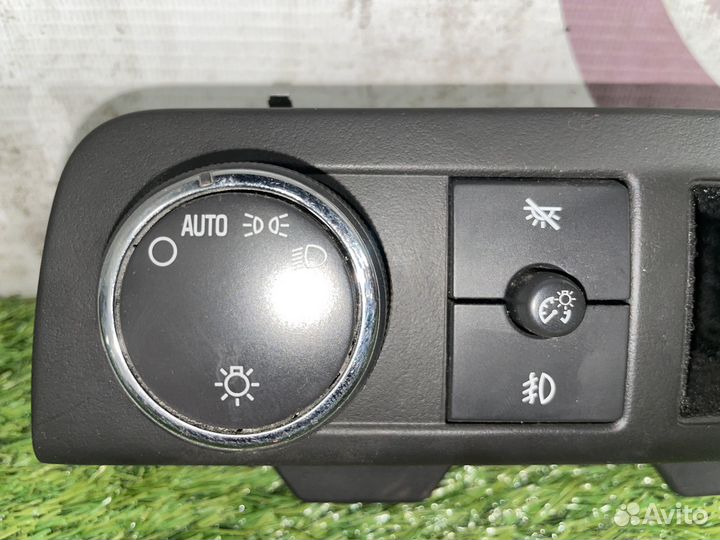 Переключатель света Cadillac Escalade GMT900