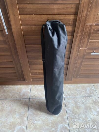 Фотоаппарат Nikon D5000, бленда, штатив, в чехлах