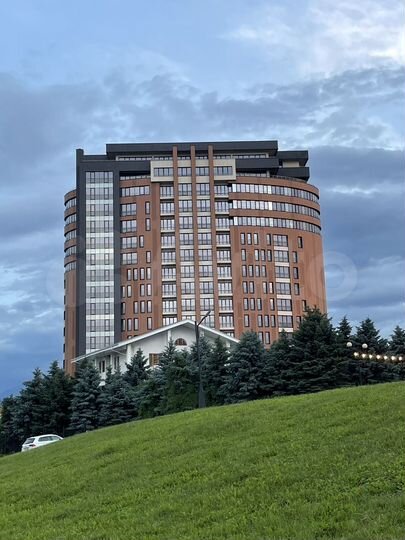 3-к. квартира, 180 м², 7/16 эт.