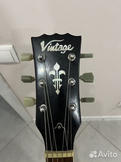 Электрогитара