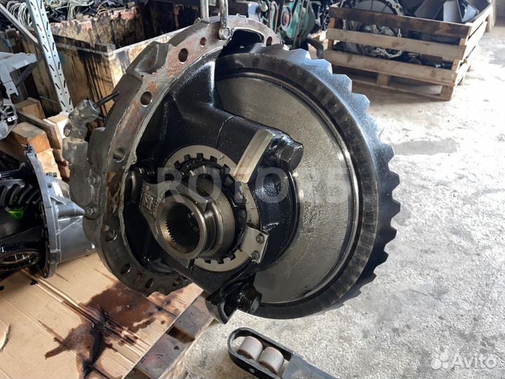 Редуктор заднего моста Meritor MS17X RSS1344C 2.85